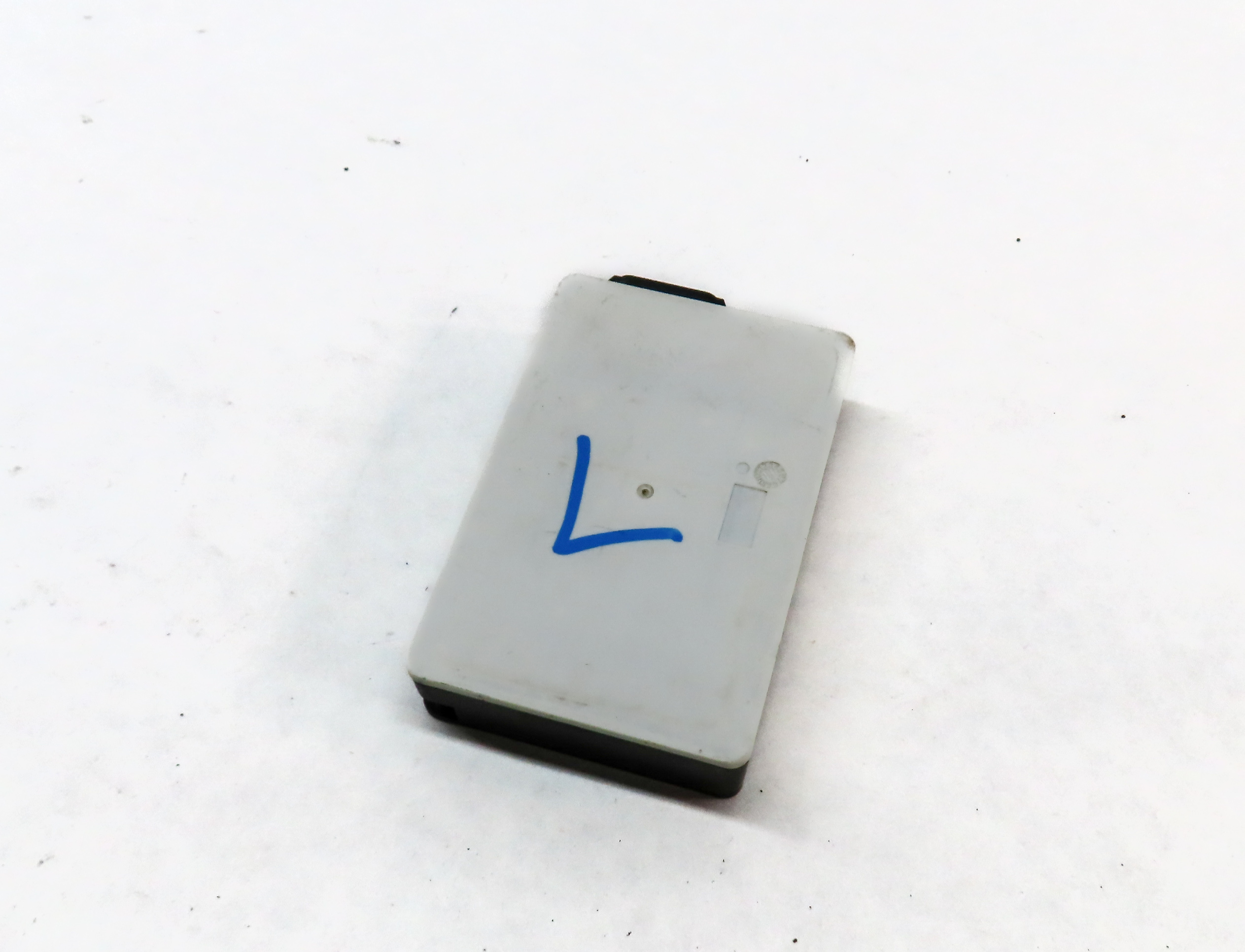 2011 MERCEDES GL450 (X164) REAR LEFT BLIND SPOT ASSIST RADAR SENSOR MODULE — exact item pictured